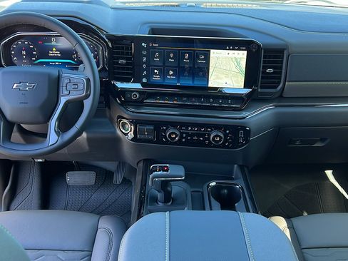 New 2026 Chevrolet Silverado 1500 ZR2 image 18