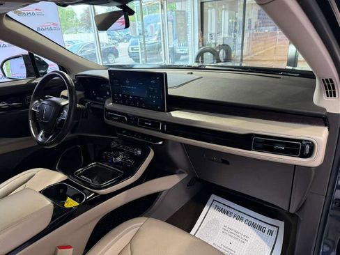 Used 2022 Lincoln Nautilus Reserve AWD/4WD image 59