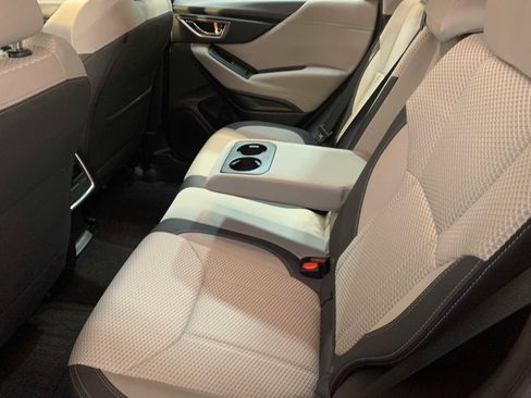 Used 2021 Subaru Forester Premium image 5