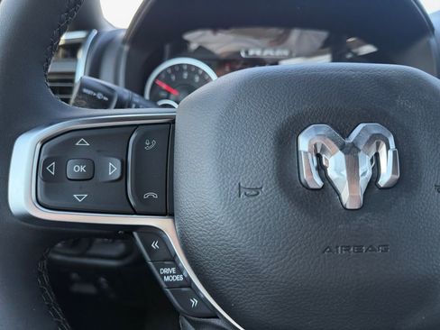 New 2026 RAM 1500 4x4 Crew Cab image 25