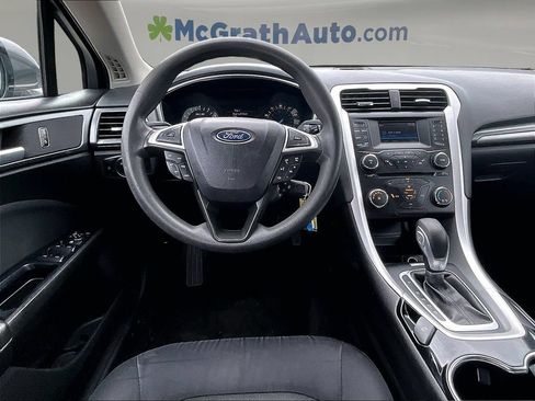 Used 2014 Ford Fusion SE FWD image 10