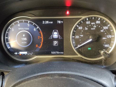 Used 2023 Nissan Versa SR w/ Trunk Package FWD image 23