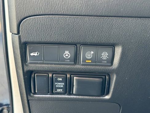 Used 2020 Nissan Armada Platinum w/ Captain's Chairs Package image 24