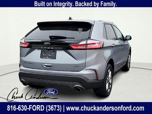 Used 2024 Ford Edge Titanium image 6