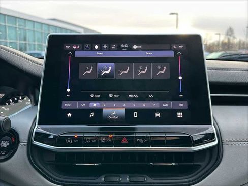 Used 2024 Jeep Compass Limited image 26