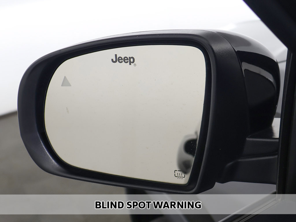 Used 2022 Jeep Compass Latitude AWD/4WD image 3
