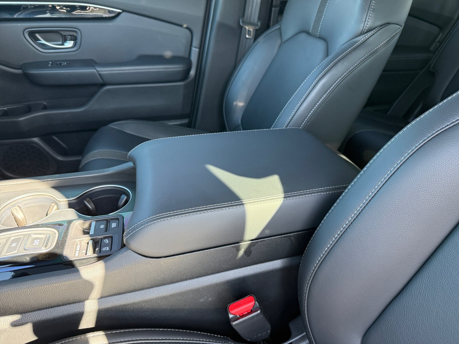 Used 2025 Honda Pilot EX-L image 14