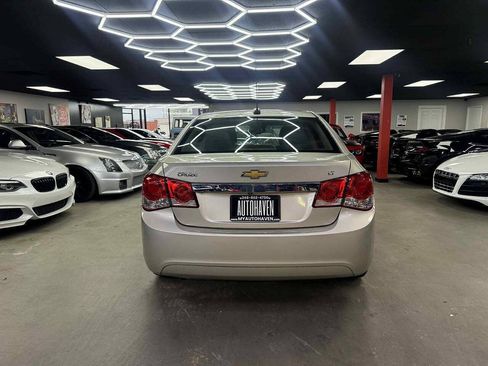 Used 2015 Chevrolet Cruze LT FWD image 6