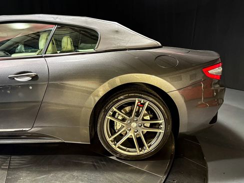 Used 2018 Maserati GranTurismo MC image 11