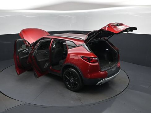 Used 2020 Chevrolet Blazer LT FWD image 47