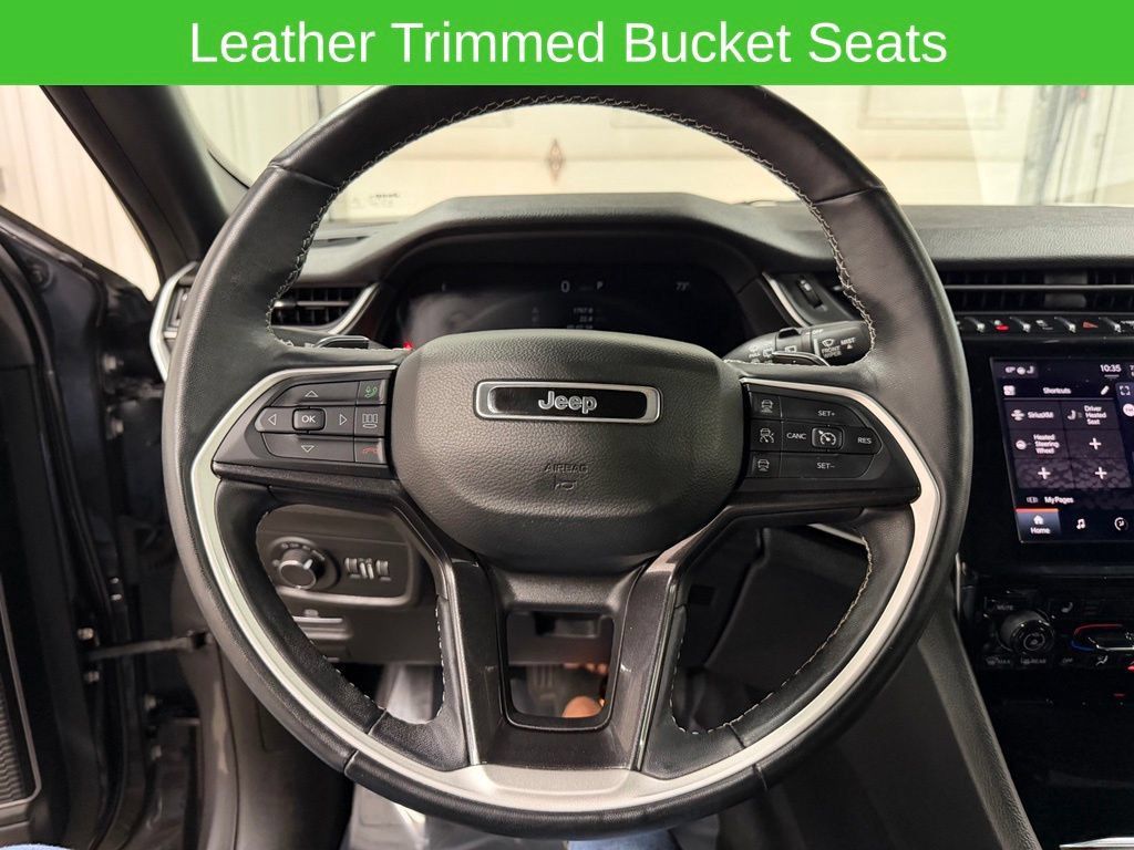 Used 2022 Jeep Grand Cherokee Altitude AWD/4WD image 39