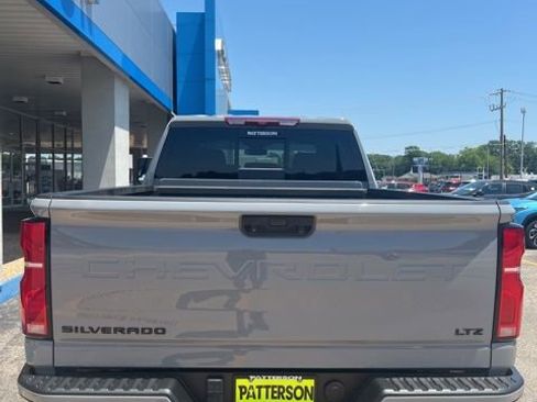 Used 2024 Chevrolet Silverado 2500 LTZ w/ LTZ Plus Package AWD/4WD image 6