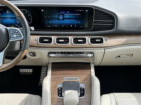 Used 2020 Mercedes-Benz GLS 580 4MATIC image 18