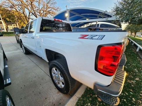 Used 2019 Chevrolet Silverado 2500 LTZ w/ Duramax Plus Package image 4