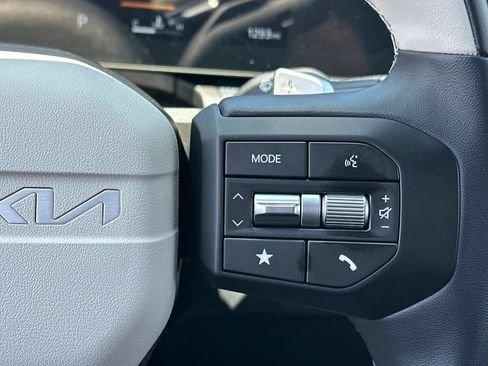 Used 2025 Kia K4 GT-Line FWD image 30