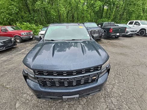 Used 2021 Chevrolet Silverado 1500 Custom AWD/4WD image 13