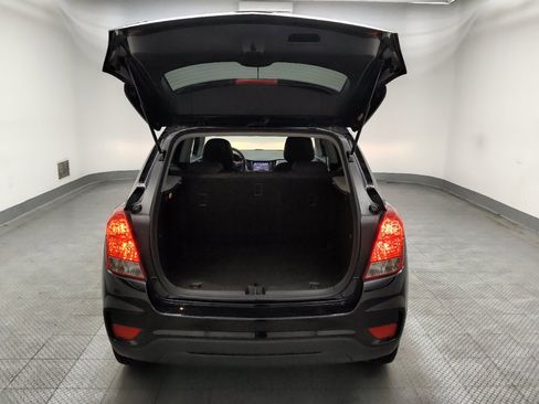 Used 2020 Chevrolet Trax LS w/ Tint and Cruise Package FWD image 29