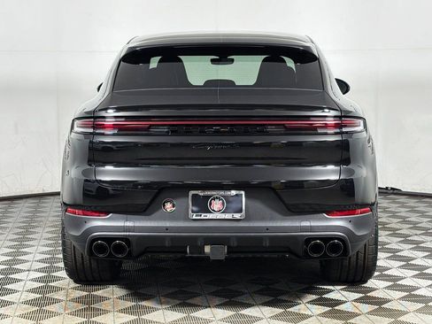 New 2026 Porsche Cayenne S image 6