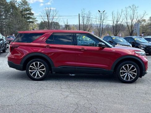 Used 2022 Ford Explorer ST-Line image 3