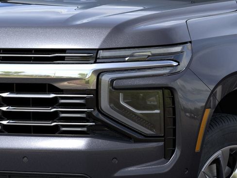 New 2026 Chevrolet Suburban Premier AWD/4WD image 10