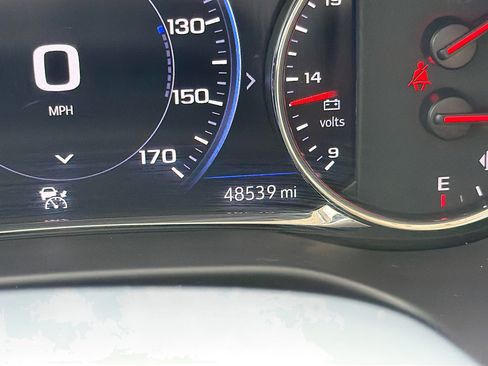 Used 2021 GMC Acadia Denali w/ Denali Technology Package FWD image 40