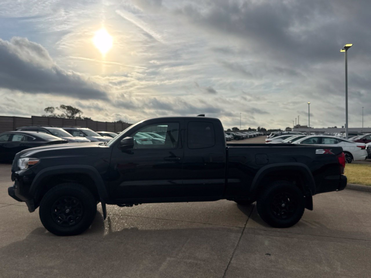 Used 2021 Toyota Tacoma SR w/ SX Package AWD/4WD image 11