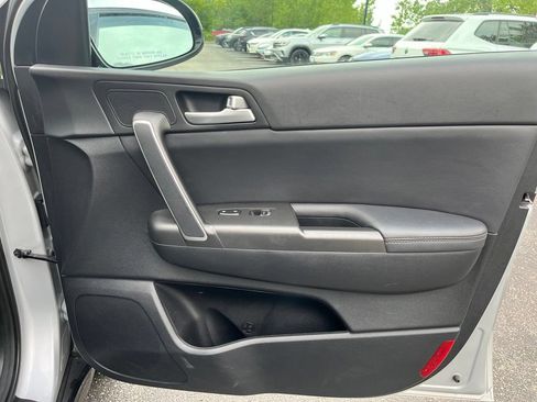 Used 2021 Kia Sportage S AWD/4WD image 11