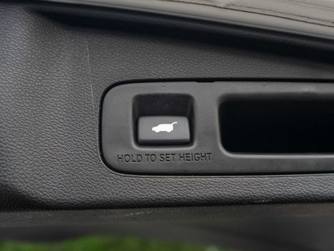 Used 2019 Honda CR-V EX-L image 10
