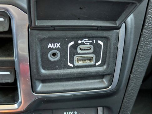 Used 2023 Jeep Wrangler Sahara w/ Cold Weather Group image 21