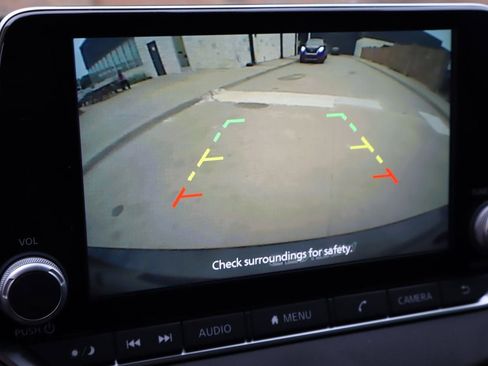 Used 2024 Nissan Sentra SV w/ All-Weather Package FWD image 7