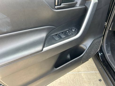 Used 2024 Toyota RAV4 LE AWD/4WD image 21
