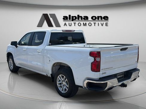 Used 2021 Chevrolet Silverado 1500 LT w/ Z71 Off-Road Package AWD/4WD image 9