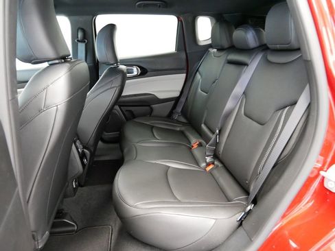 New 2025 Jeep Compass Limited image 6