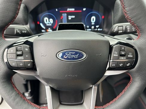 New 2026 Ford Explorer ST-Line w/ ST-Line Street Pack image 23