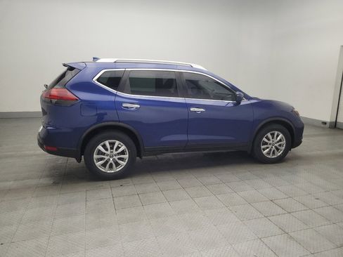 Used 2018 Nissan Rogue SV image 10