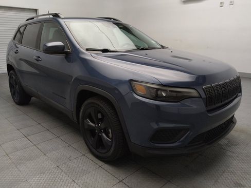 Used 2021 Jeep Cherokee Latitude FWD image 13