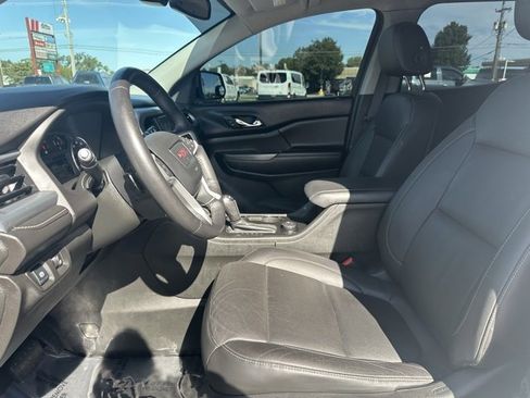 Used 2017 GMC Acadia SLT image 26