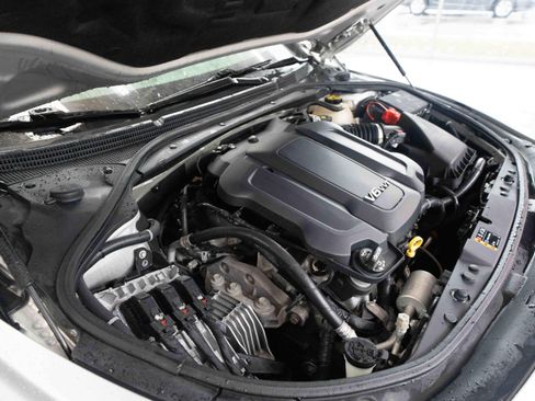 Used 2018 Buick LaCrosse Essence FWD image 31