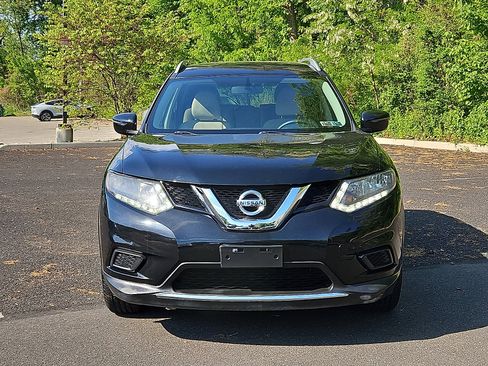 Used 2016 Nissan Rogue SV AWD/4WD image 2