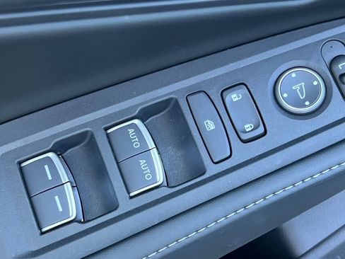 Used 2024 Honda Accord Sport image 13