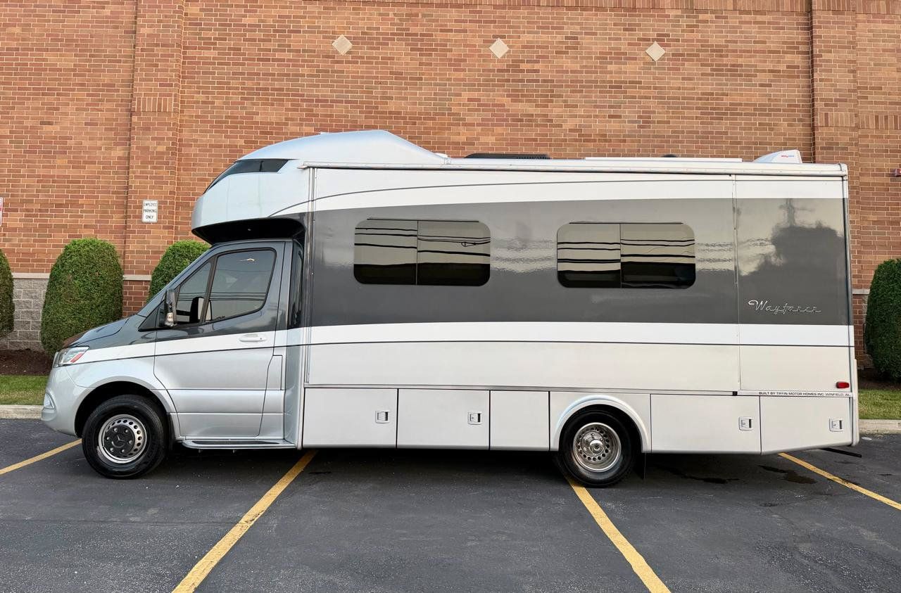 Used 2019 Mercedes-Benz Sprinter 170 image 36
