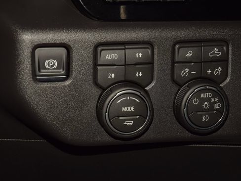 Used 2026 Chevrolet Silverado 1500 ZR2 AWD/4WD image 35
