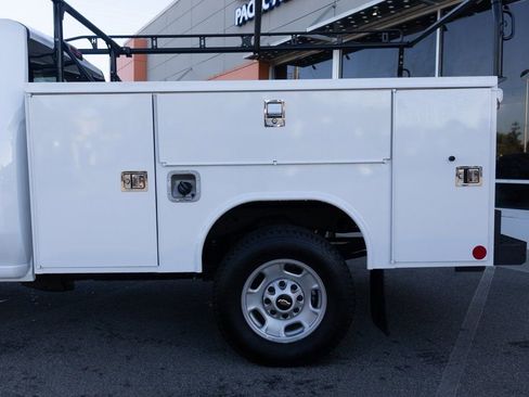 Used 2024 Chevrolet Silverado 2500 W/T w/ WT Convenience Package AWD/4WD image 12