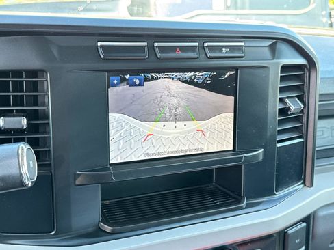 Used 2023 Ford F250 XL w/ XL Chrome Package image 26