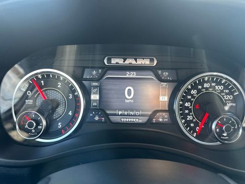 Used 2024 RAM 3500 Laramie image 12