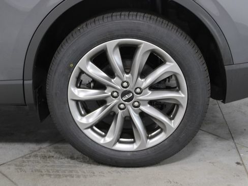 Used 2022 Lincoln Corsair AWD w/ Premium Package image 18