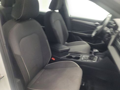 Used 2025 Volkswagen Jetta Sport image 21