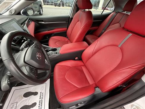 Used 2023 Toyota Camry XSE image 15