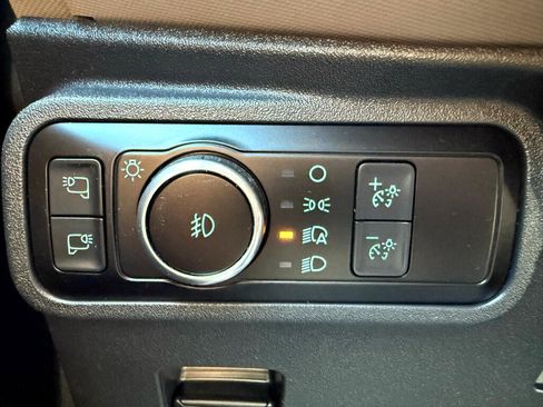 Used 2022 Ford Bronco Wildtrak image 21