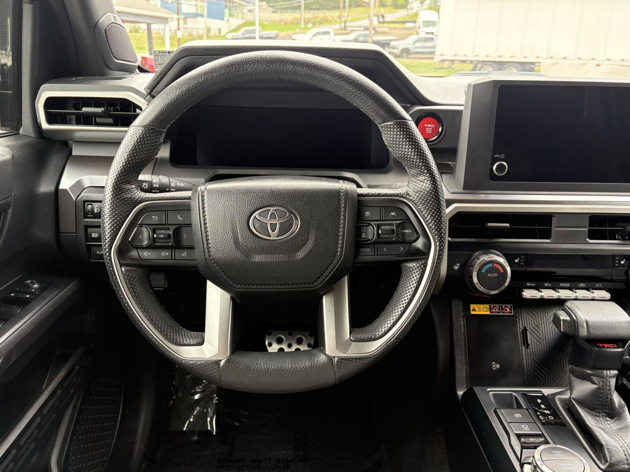 Used 2024 Toyota Tacoma TRD Sport w/ TRD Sport Upgrade Package AWD/4WD image 27